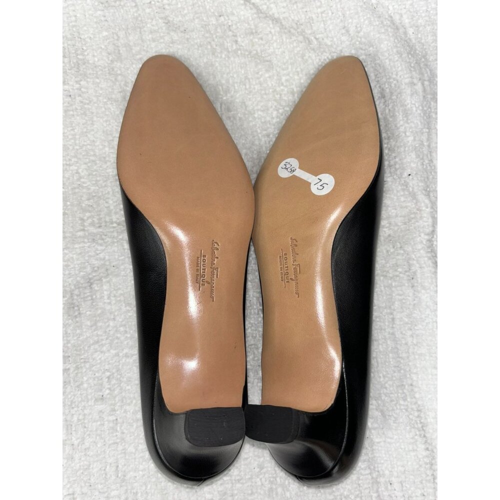 Salvatore Ferragamo Boutique Maffea Black Leather Pumps Size 7.5 AA #45030 - Picture 6 of 9